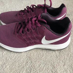 NIKE running sneakers